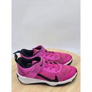 Nike Omni Multi-Court  Laser Fuchsia youth Basketball Shoes size 1Y